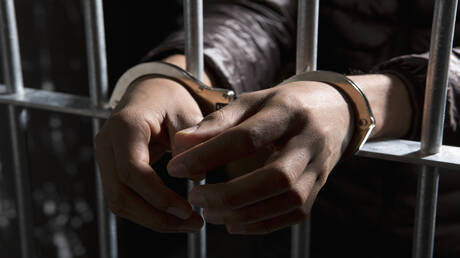 تطبيق لـ"المثليين" يوقع شخصا "خطيرا" في يد الأمن اللبناني .. عاجل 