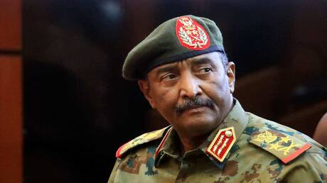 البرهان يعيد تشكيل المجلس الأعلى للتنسيق الاستراتيجي مع السعودية .. عاجل 