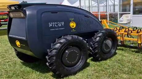 جرار روبوتي روسي صغير يثير اهتمام بوتين (فيديو)