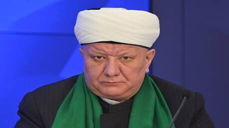 روسيا.. المفتي كرغانوف يحذر من استخدام الذكاء الاصطناعي لاستحضار أحباء متوفين