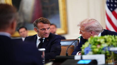 قادة أوروبا يشعرون بالذعر من نشر ترامب محادثاته مع ماكرون وروته - عاجل 