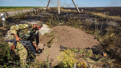 خبير يوضح سبب ترك قوات أوكرانيا أكواما ضخمة من جثث قتلاها دون سحبها