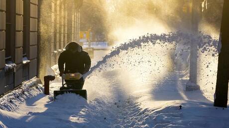 مطار رونالد ريغان في واشنطن يلغي جميع رحلاته (فيديوهات)