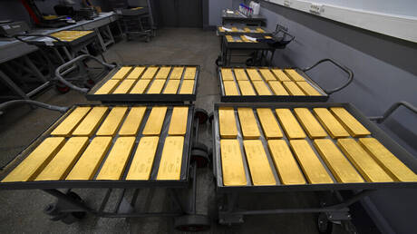 الذهب يواصل صعوده التاريخي.. الأونصة فوق 5000 دولار