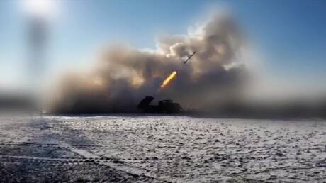 الدفاع الروسية: ضرب مواقع طاقة يستخدمها الجيش الأوكراني وتدمير زورق مسير في البحر الأسود