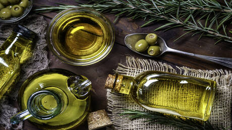 اكتشاف علاقة مفاجأة بين أنواع زيت الزيتون والأمعاء والذاكرة