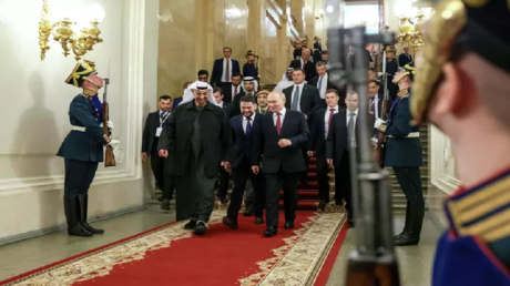 محادثات بوتين وزعيم الإمارات استمرت لأكثر من ثلاث ساعات ونصف