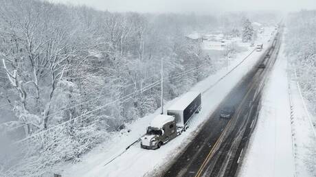 ارتفاع عدد ضحايا العاصفة الثلجية في الولايات المتحدة إلى 85 قتيلا