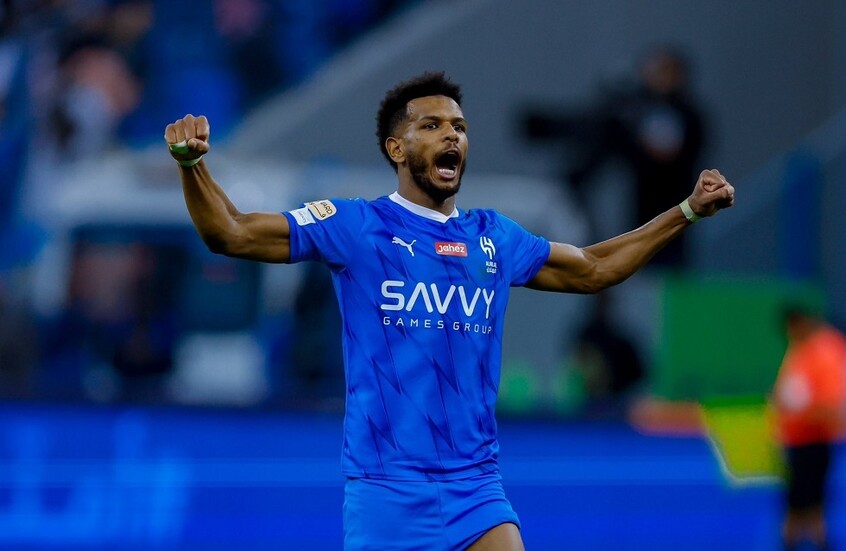 رسميا.. الهلال يعلن رحيل علي البليهي