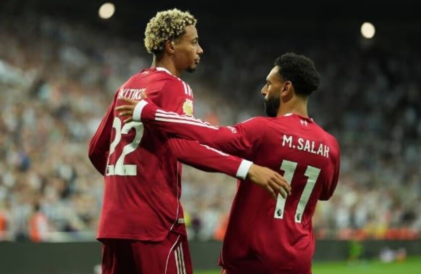 صلاح وفيرتز يرقصان كرتونيا.. إيكيتيكي يحتفل بالفوز على نيوكاسل بفيديو طريف