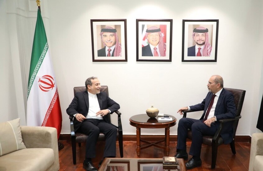 وزير الخارجية الأردني يؤكد لنظيره الإيراني ضرورة اعتماد الدبلوماسية والحوار لحل الأزمات الإقليمية