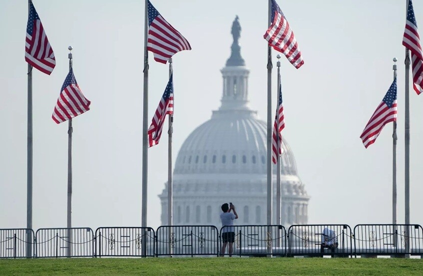 سلطنة عمان وقطر تقدمان اقتراحا لحل النزاع الأمريكي الإيراني على غرار أوكرانيا وفلسطين