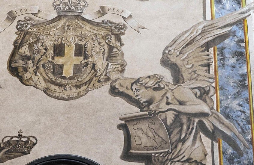 جورجا ميلوني .. ملاك في لوحة على جدار كنيسة والفاتيكان يتحرك لتغييرها (صورة)