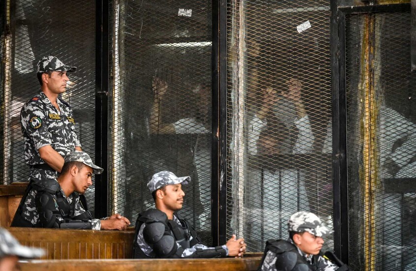 مصر.. إعدام مدمن قتل أمه وحرق جثتها