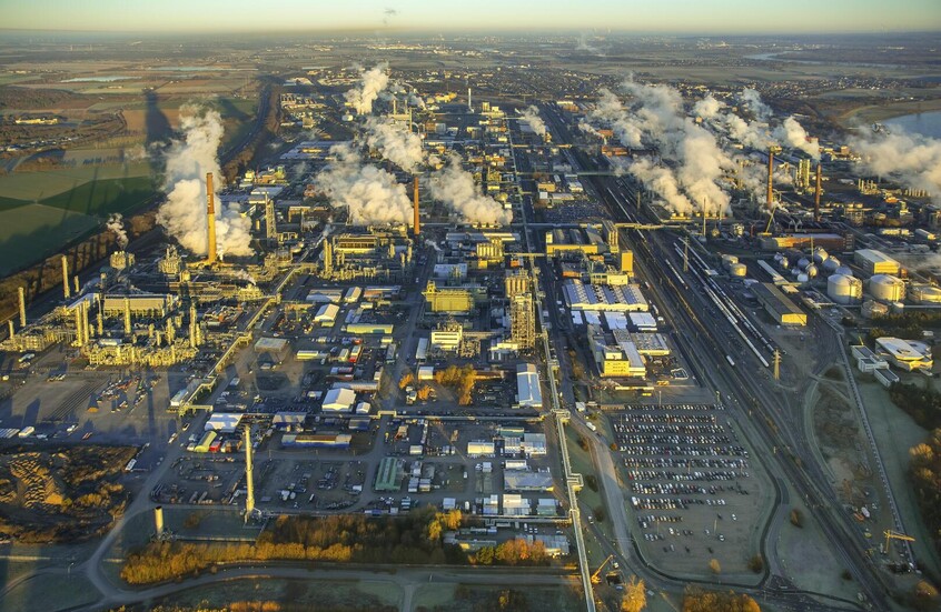 تقرير يحذر: "أم كل الصناعات" في أوروبا تنهار