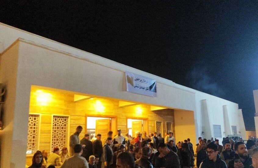 ليبيا.. مراسم عزاء سيف الإسلام القذافي (صور+فيديو)