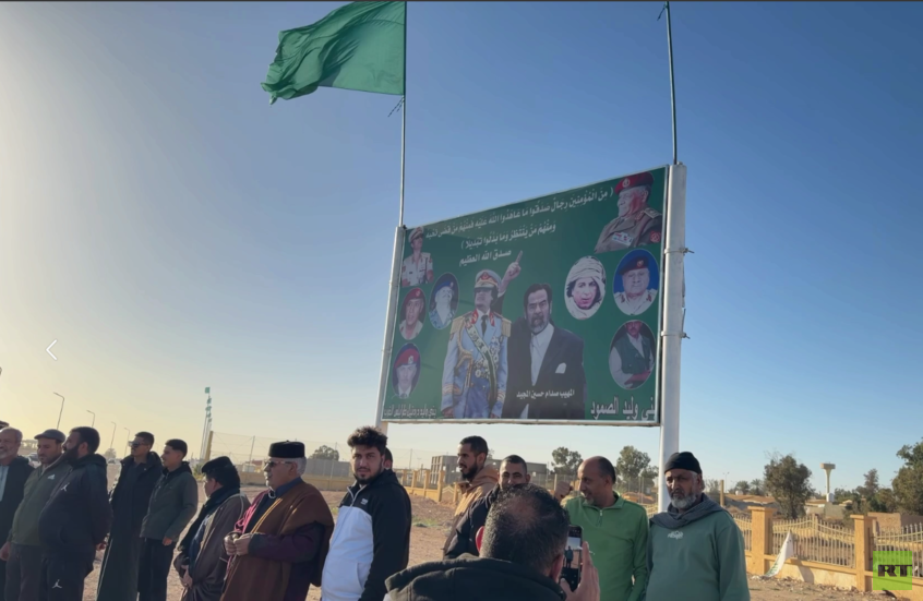 عدسة RT ترصد الساعات الأولى من عزاء سيف الإسلام القذافي في بني وليد قبيل دفنه