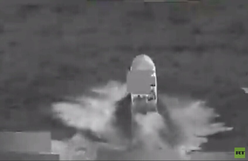 الجيش الأمريكي يستهدف سفينة يشتبه بأنها تابعة لمهربي مخدرات