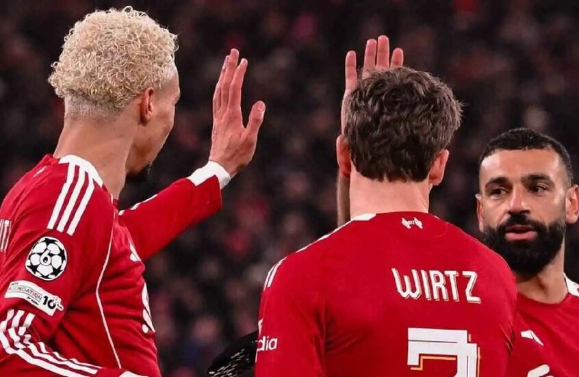 الهلال السعودي يتحدث عن موقفه من ضم محمد صلاح