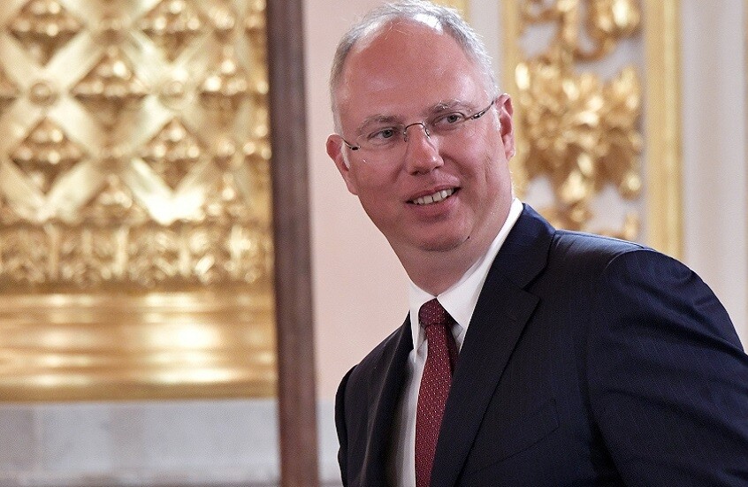 على وقع قضية إبستين.. دميترييف ينوه بـ"سقوط آل روتشيلد"