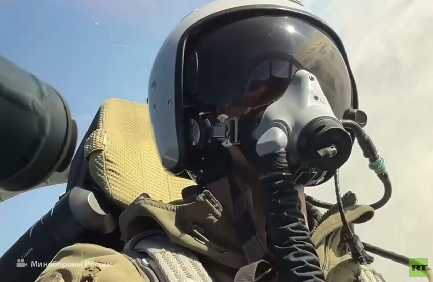 مشاهد لمقاتلة "سو-35" الروسية في منطقة العملية العسكرية الخاصة