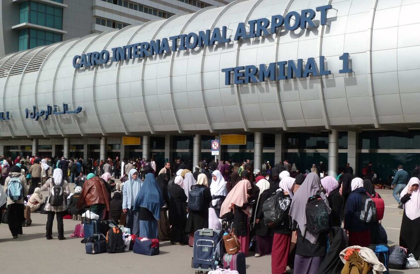 مصر.. الأمن يحسم الجدل حول ضوابط دخول السوريين الجديدة