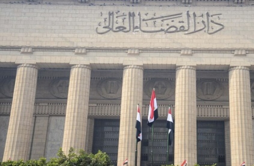 القضاء المصري يبرئ "بنت مبارك"