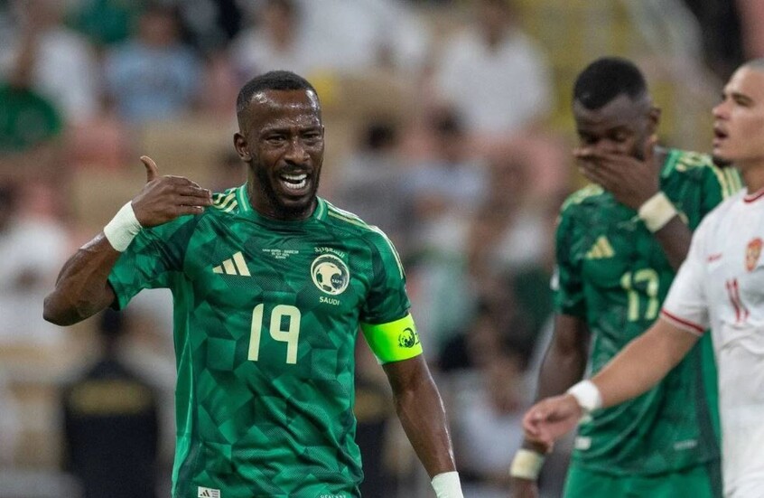 منشوره حذف بعد ساعة.. فهد المولد يخرج عن صمته بعد حادث دبي ويرد على مزاعم الاغتيال