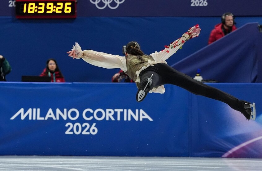 أولمبياد 2026.. متزلج روسي يحجز خمس قفزات رباعية في برنامجه الحر