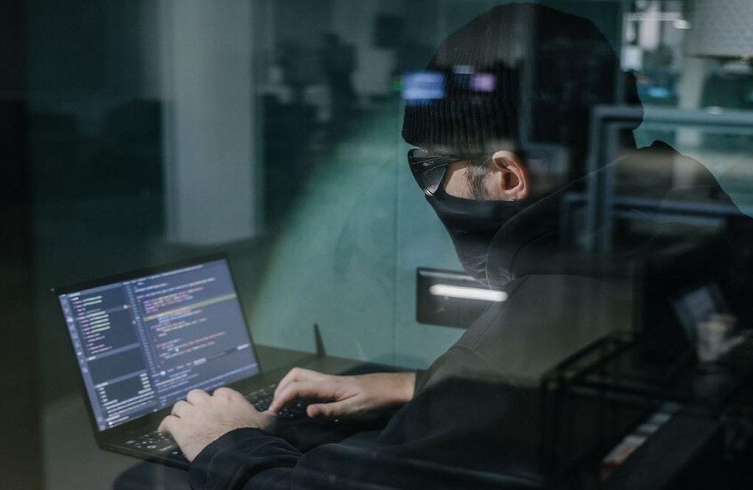 "زر أحمر" لحماية المواطن من الاحتيال.. الدوما الروسي بصدد تبني قانون "مكافحة الاحتيال 2.0"