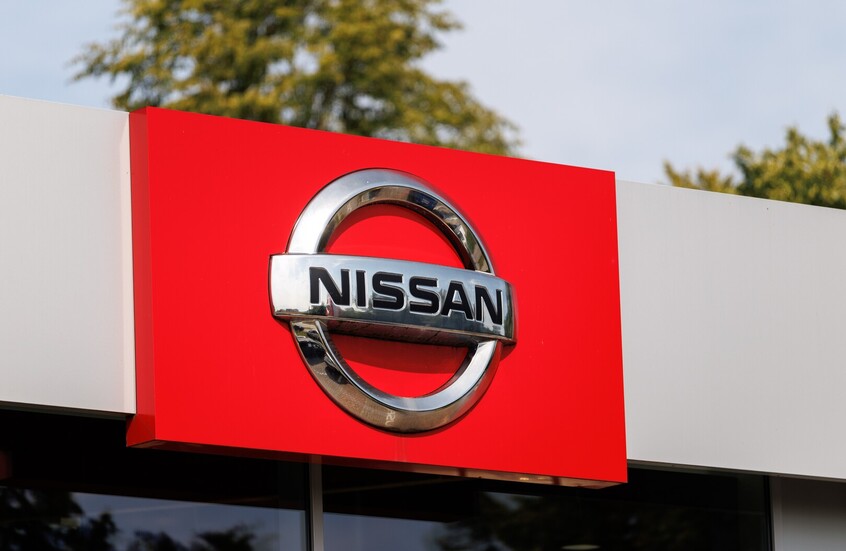 "نيسان" تقلص خسائرها السنوية رغم تراجع الأرباح الفصلية