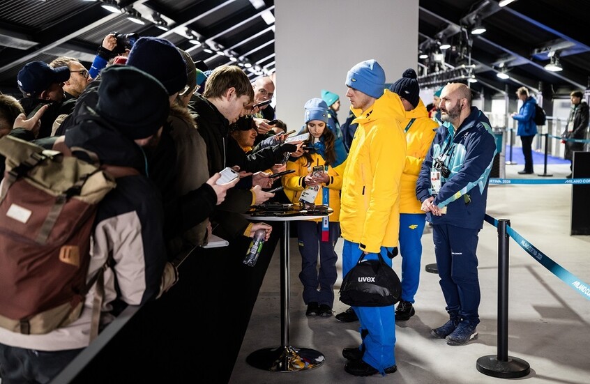 استبعاد رياضي أوكراني من أولمبياد 2026 لارتدائه خوذة مع صور