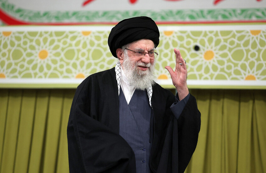 علي خامنئي يوجه رسالة مصورة إلى الشعب الإيراني (فيديو)