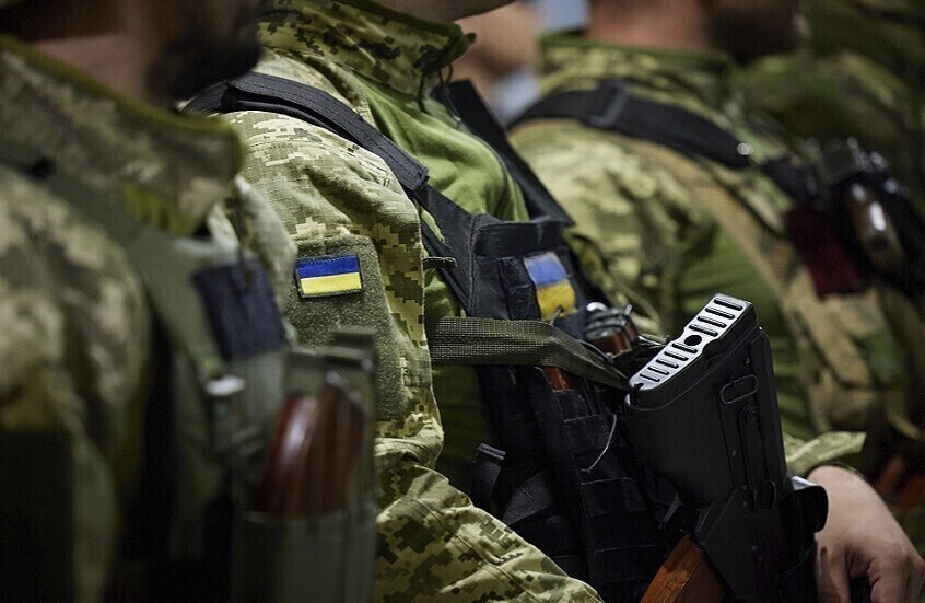 القوات الأوكرانية تؤكد نقل عسكريين من الفيلق الأجنبي إلى قوات الاقتحام البرية