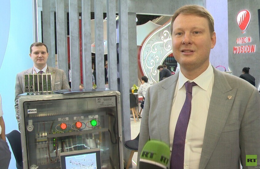 موسكو تختتم مشاركتها بـ"إنوبروم" في السعودية وميخايلوف يعلن عن خطط لإنشاء مركز علمي مشترك بالرياض