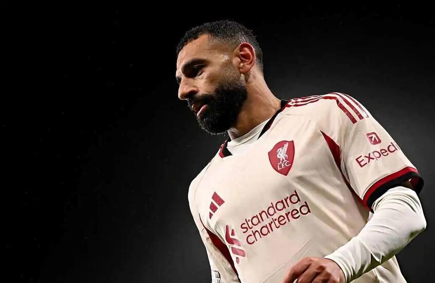 ليس محمد صلاح فقط.. عرض سعودي لضم نجم جديد من الدوري الإنجليزي