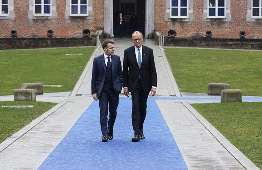 ميرتس يكشف عن محادثات ألمانية-فرنسية سرية حول ردع نووي أوروبي