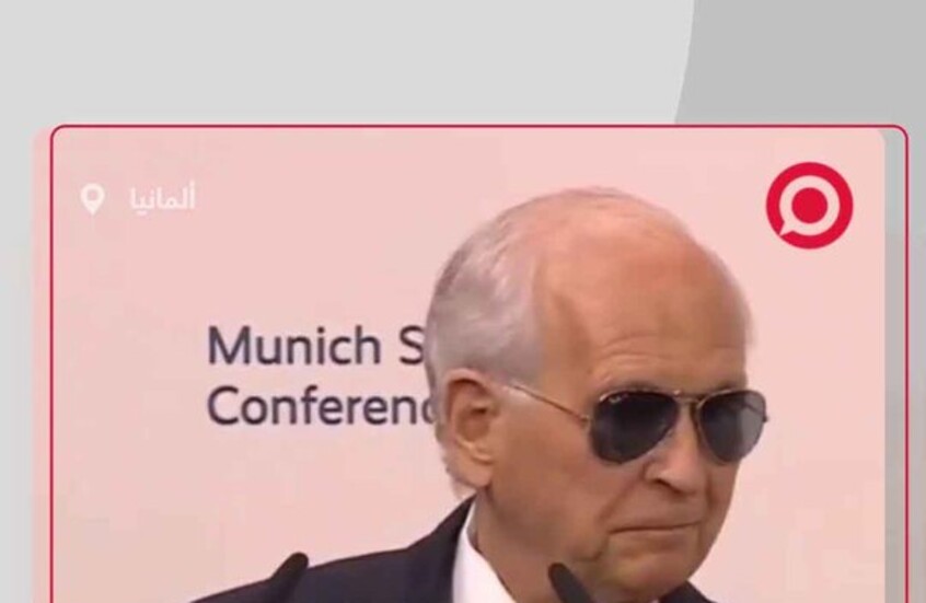 نظارة ماكرون الشمسية تعود للظهور.. في مؤتمر ميونخ للأمن بشكل ساخر