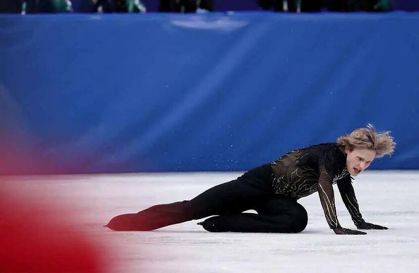 سيناريو كارثي يطيح بذهبية متوقعة للمتزلج الأمريكي مالينين في الألعاب الأولمبية الشتوية 2026 (فيديو)