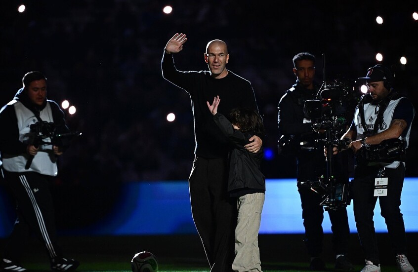 والد مبابي يعلق على اقتراب زيدان من تدريب منتخب فرنسا