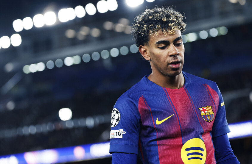 "مراهق برشلونة" يسيطر على الإنترنت.. أرقام مذهلة تجعل رونالدو وميسي في الخلفية