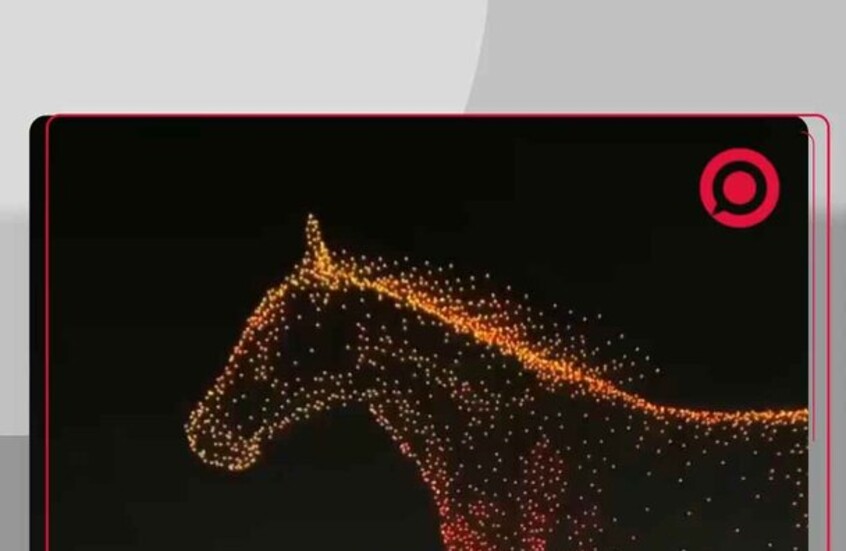 الخيل "تطير".. آلاف الدرونات ترسم البهجة في سماء الصين احتفاءً بعام الحصان