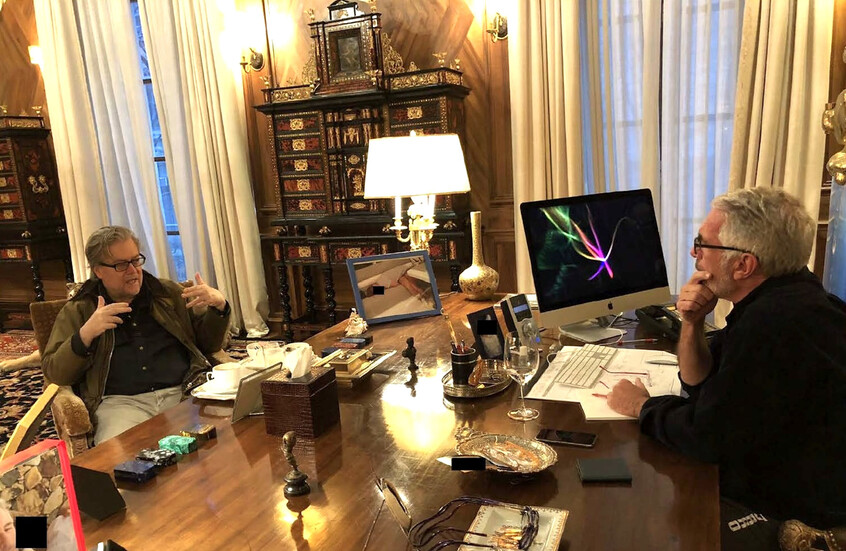 فضيحة جديدة مدوية.. مستشار ترامب السابق تودد إلى المجرم الجنسي إبستين لـ "الإطاحة" بالبابا فرنسيس