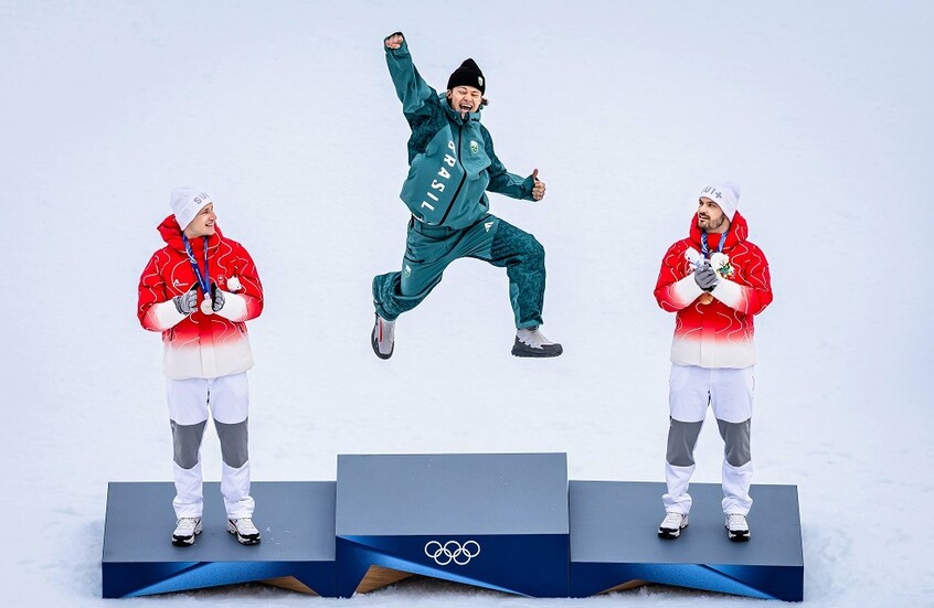 حدث تاريخي.. متزلج يحقق أول ميدالية في تاريخ الألعاب الأولمبية الشتوية لدولة "دافئة"