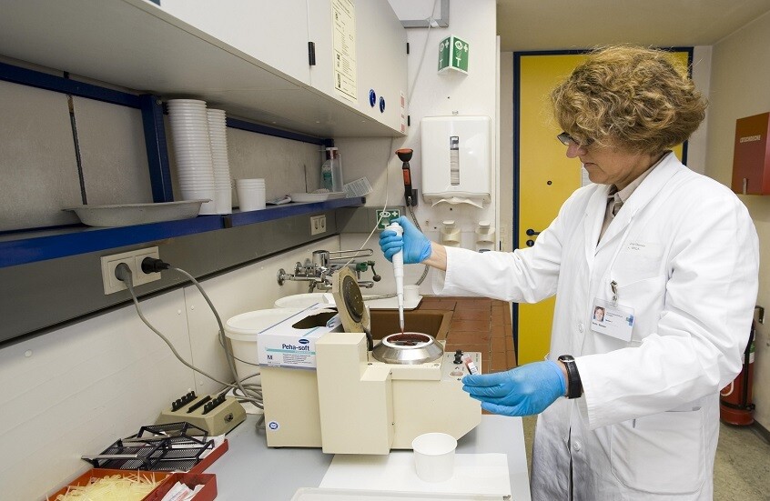 روسيا.. ابتكار مادة مسامية مقاومة للحرارة تستخدم في تنقية المياه والمستشعرات