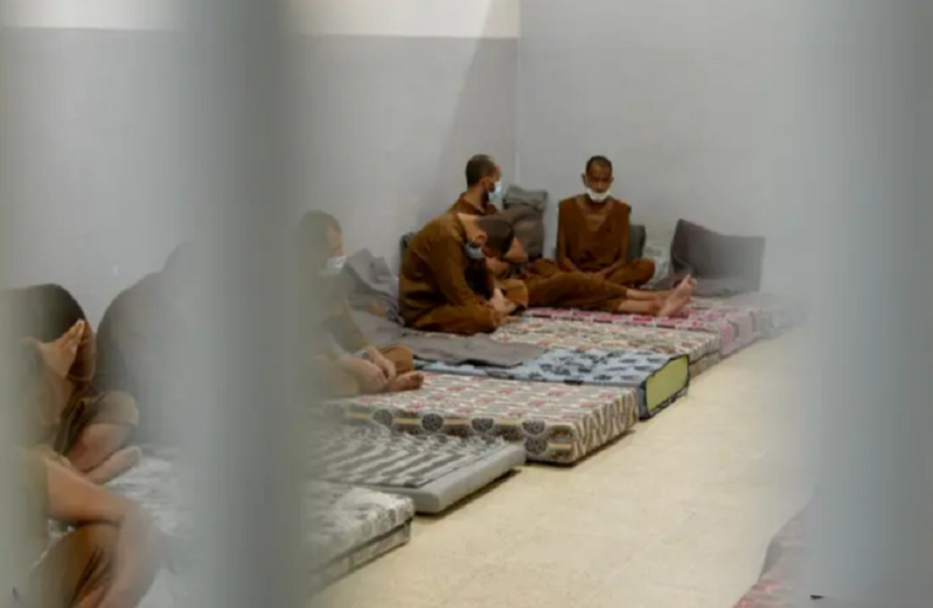 بينهم إسرائيلي.. آلاف "الدواعش" من سوريا ومصر والعراق والسعودية وإيران في سجون العراق (وثيقة)