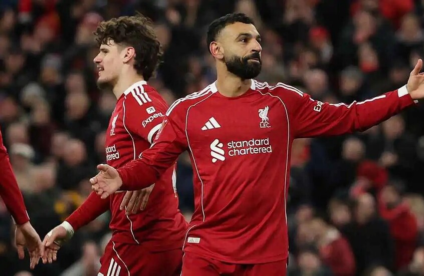 "45 مليون جنيه إسترليني" تضع ليفربول أمام مفترق طرق حاسم بشأن مستقبل محمد صلاح