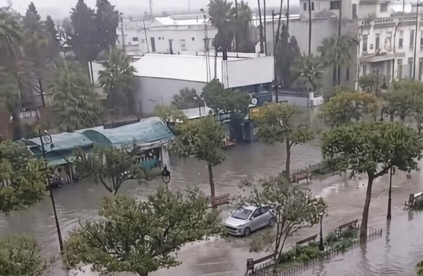 فيديوهات توثق زحف البحر في تونس.. خبير مناخي يكشف 4 أسباب وراء الظاهرة