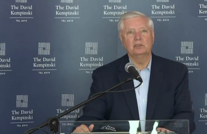 غراهام: "أسابيع وليس أشهراَ" لاتخاذ قرار بشأن إيران وتغيير النظام أفضل إجابة