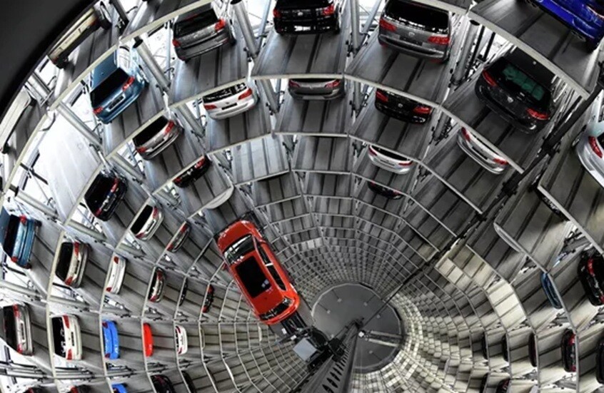 حين تربعت "الخنفساء" على العرش